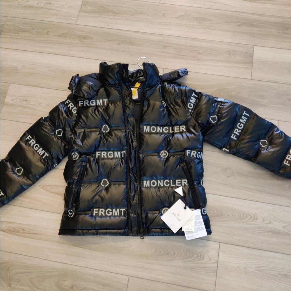 Moncler Maya Men's Jacket Size 2 - Picture 2 of 8